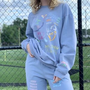 NWOT Boys Lie Word Vomit Sweatshirt Lavender One Size